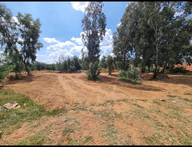 7,034M² VACANT LAND FOR SALE IN AEROTON